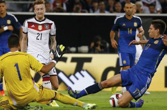 Argentina se cobró revancha del Mundial ante Alemania 
