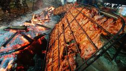 Chancho al palo y a la caja elevan demanda por carne de cerdo