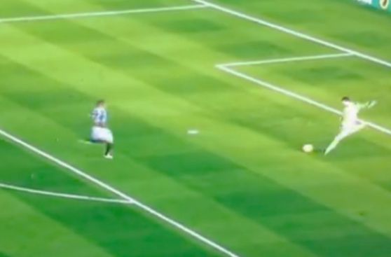 El gol desde mayor distancia de la historia, según Guinness
