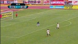 Cris Martínez erró esta ocasión de gol solo frente al arquero