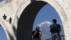 CAF ofreció su apoyo para que se construya un metro en Arequipa