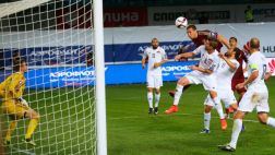 Rusia aplastó 4-0 a Liechtenstein ayudado por dos autogoles