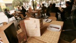 Los ingresos por turismo y gastronomía empiezan a crecer menos