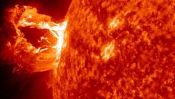 Llamarada solar extrema se dirige a la Tierra
