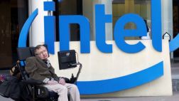 Stephen Hawking presentó una silla de ruedas ‘inteligente’