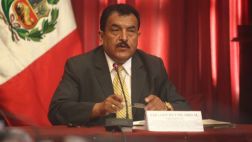 Piden investigar a ex congresista nacionalista Edgard Reymundo