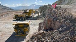 China provoca alza del zinc y que el cobre se mantenga débil