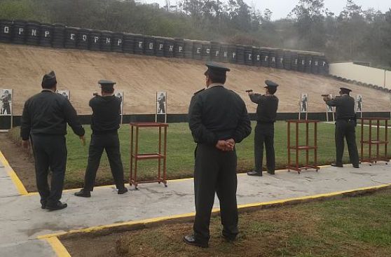 Policías tendrán más armas y municiones en las comisarías