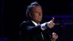 Julio Iglesias: "Canto mil veces mejor que hace 20 años"