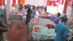 Choque deja heridas a 17 personas