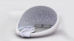 La Cosmos bed te permite dormir bajo un cielo estrellado