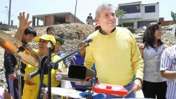 Castañeda revisará contratos del corredor azul, según su vocera