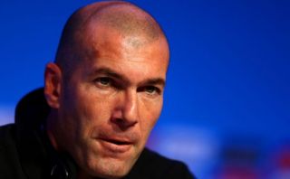 Zidane defiende a Ribéry por anunciar su retiro de Francia