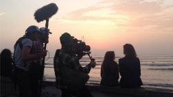 Cindy Crawford graba en Huanchaco