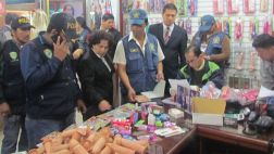 Clausuran 'sex shops' y 'casas de masajes' del Jr. de la Unión
