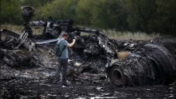 Ofrecen US$ 30 mlls. por pistas del avión derribado en Ucrania