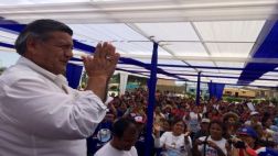 “Becas, bases y votos”, por Carlos Meléndez