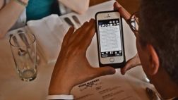 Esta app ayuda a 'leer' a las personas ciegas: ¿cómo funciona?