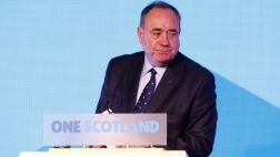 Salmond: Londres engañó a los escoceses sobre la independencia