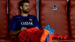 Piqué no ocultó su molestia por ser suplente en el Barcelona