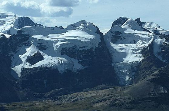 Depredando el Huascarán, por Cecilia Valenzuela