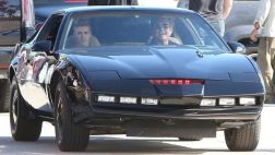 Justin Bieber y David Hasselhoff en el auto fantástico
