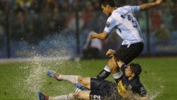 Racing remontó y venció 2-1 a Boca en partido postergado