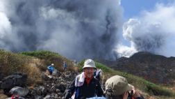 Ascienden a 36 los muertos por la erupción del volcán Ontake