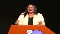 Carlos Álvarez presentó su imitación de Madeleine Osterling