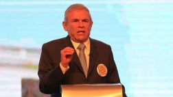 Resignado a Castañeda, por Fernando Vivas