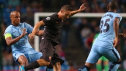 Man. City y la Roma igualaron 1-1 con goles de Agüero y Totti