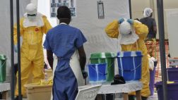 EE.UU.: primer enfermo de ébola pudo haber contagiado a varios