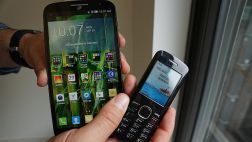 Alcatel Pop Mega: una phablet que viene con su propio teléfono