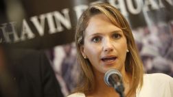Piden denunciar a Luciana León por enriquecimiento ilícito