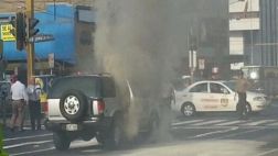 Ica: intentan incendiar vehículo para magistrados frente a PJ