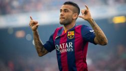Dani Alves anunció su partida del Barcelona el próximo año