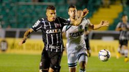Con gol de Guerrero, Corinthians venció 2-0 al Mineiro