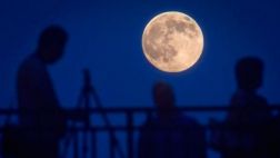 Descubren el origen de la mancha oscura más grande de la Luna