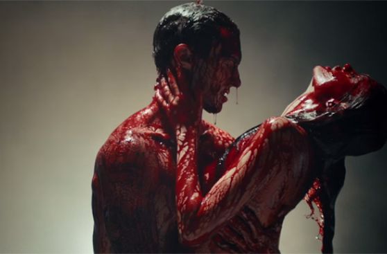 Acusan a Maroon 5 de promover el acoso sexual en nuevo video