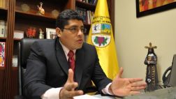 Alcalde de Surco precisó origen de propiedades de sus padres