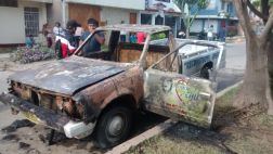 Quemaron camioneta de candidato a la alcaldía de Amarilis