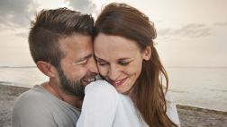 Revelan que si la mujer es feliz, el matrimonio es feliz