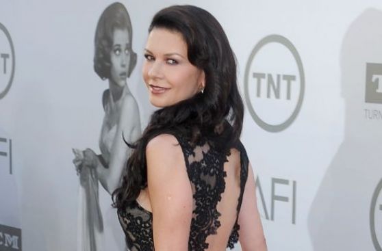 Catherine Zeta-Jones regresa como la “Reina de la cocaína”