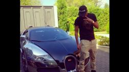 Benzema presume de su auto valorizado en 2 mlls. de dólares