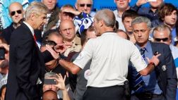 ¿Qué dijo Arsene Wenger sobre su empujón a José Mourinho?