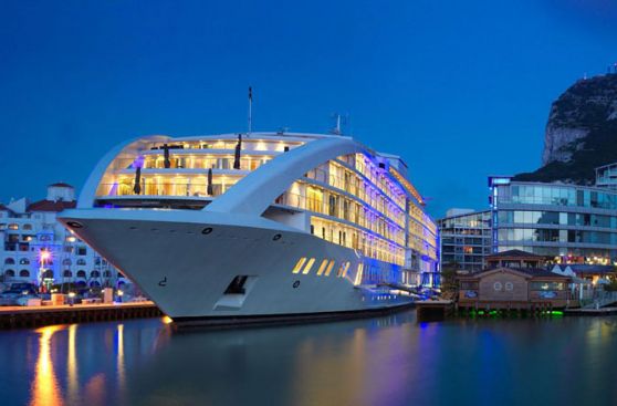 Ahora podrás hospedarte en un lujoso yate hotel en Londres