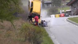 Impresionante: espectadores se salvaron de milagro en rally
