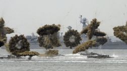 Las dos Coreas intercambian disparos en el Mar Amarillo