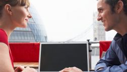 ¿Buscas esposo? No mires en Internet