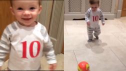 Hijo de un año de Rooney le sigue los pasos a su padre